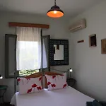Mary Stone House 卡德哈米利