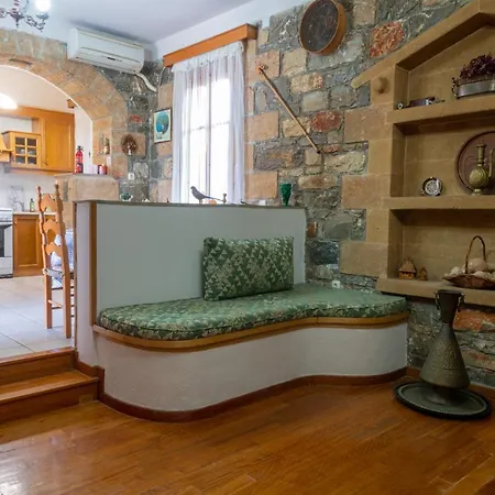 Дом отдыха Mary Stone House Кардамили