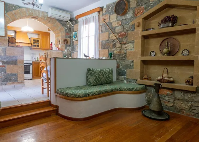 Дом отдыха Mary Stone House Кардамили